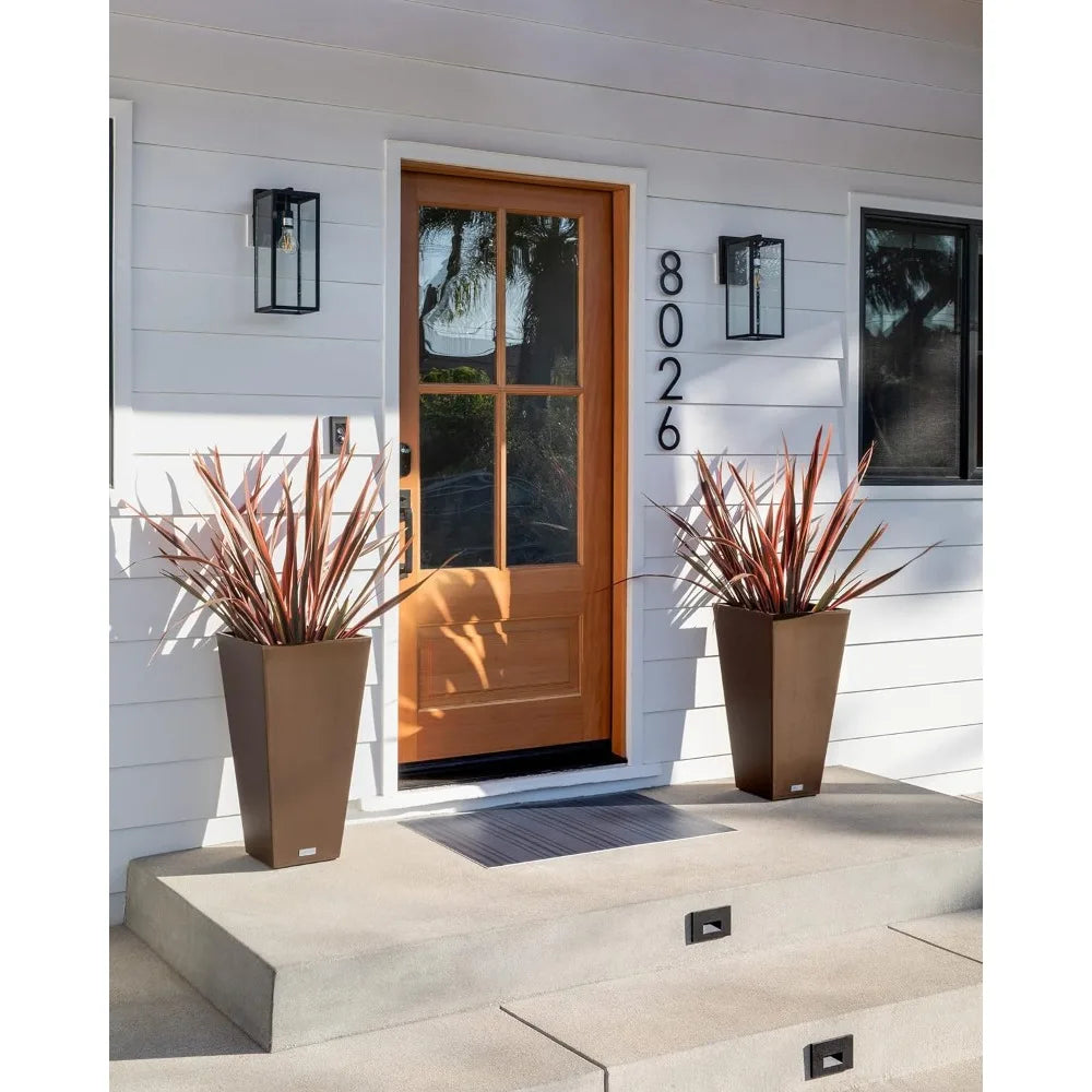 V-Resin Indoor/Outdoor Taper Planter, Set of 2