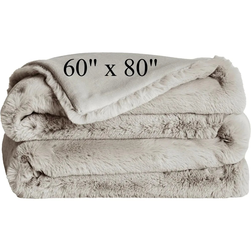 Marshmallow - Heavyweight Faux Fur Blanket | Eco-Friendly, Ultra-Soft Comfort