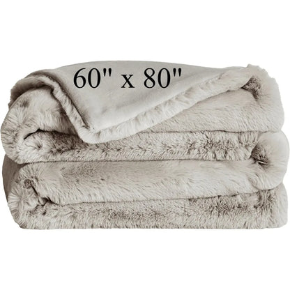 Marshmallow - Heavyweight Faux Fur Blanket | Eco-Friendly, Ultra-Soft Comfort